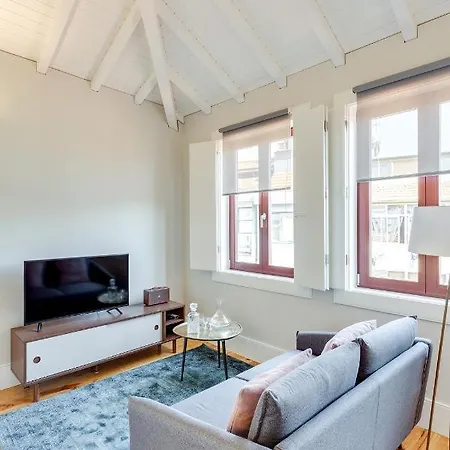 Apartment Da'home - Rola Art Work *